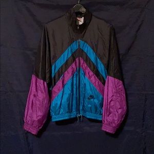 Vintage ‘90 Nike windbreaker